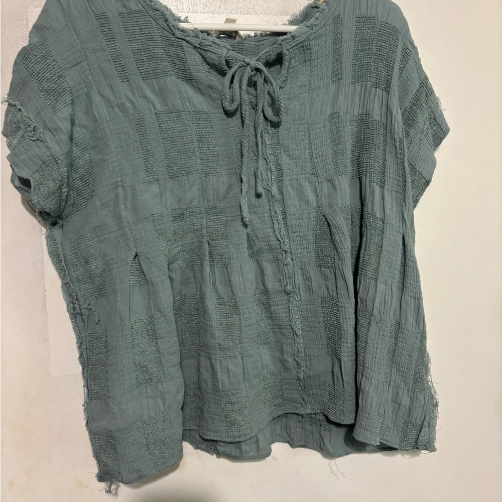 Women's Textured Top in Teal
